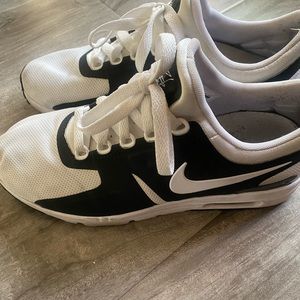 Nike gym shoes